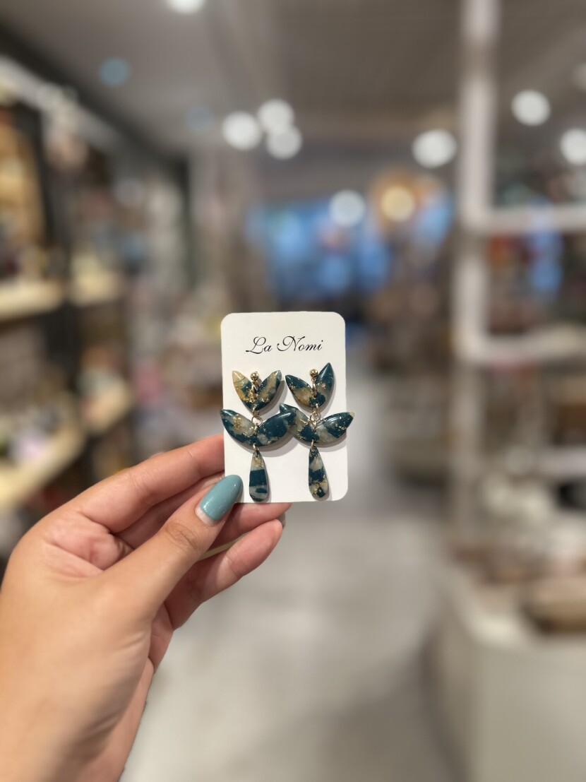 Oorbellen turquoise, transparant