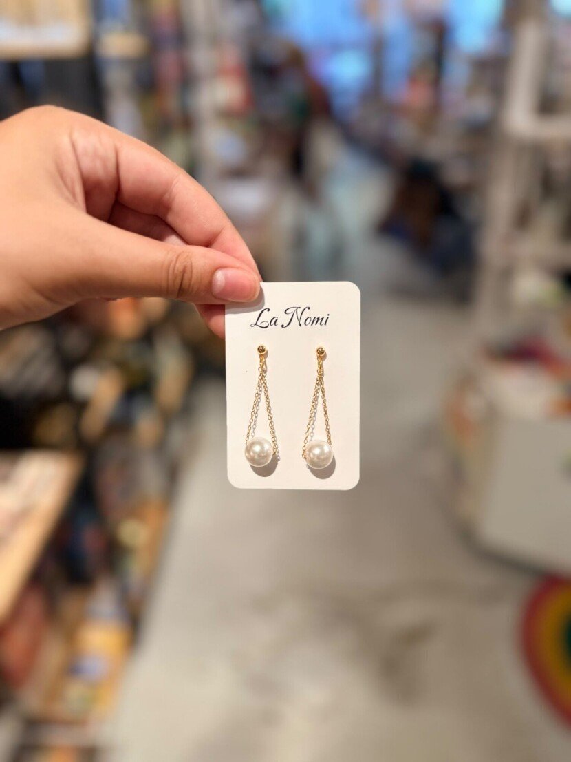 Oorbellen Parel aan ketting 