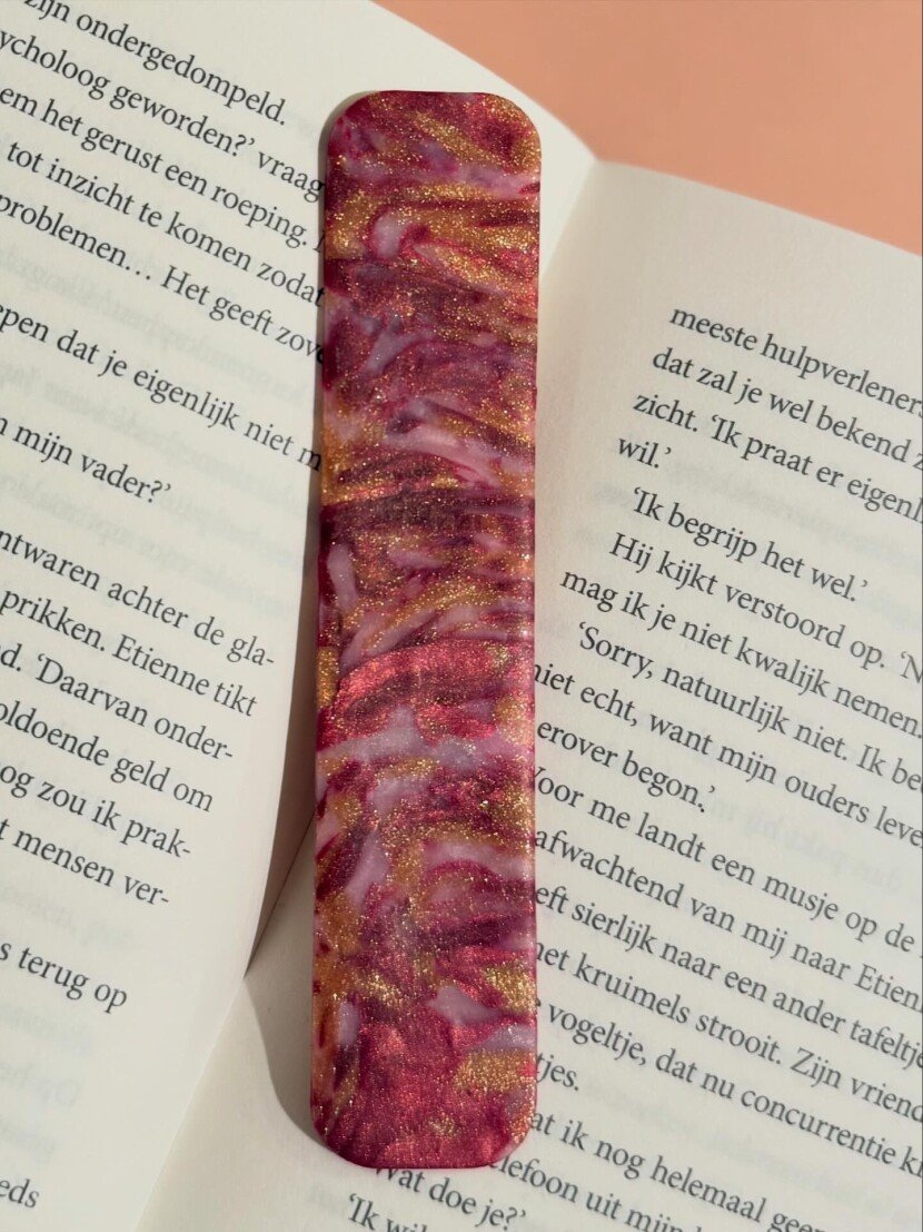 Boekenlegger Rozetinten met bladgoud